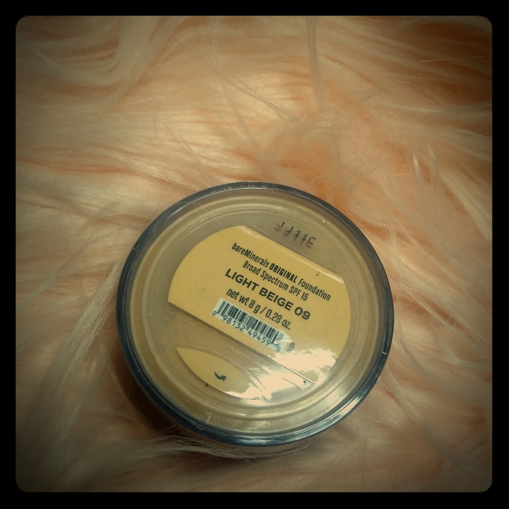 Bare minerals Foundation